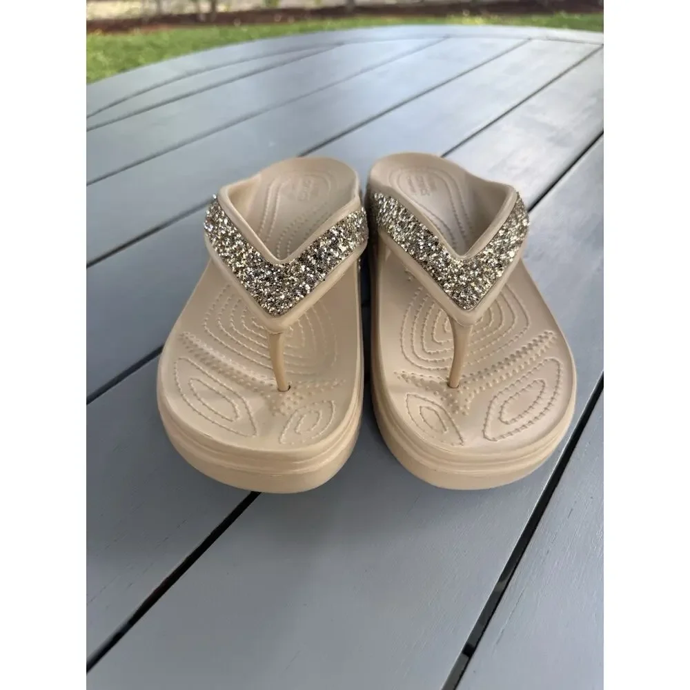 Crocs Sloane Tan Gold Glitter Flip Flop Platform Beach Sandals Wedge Size 9